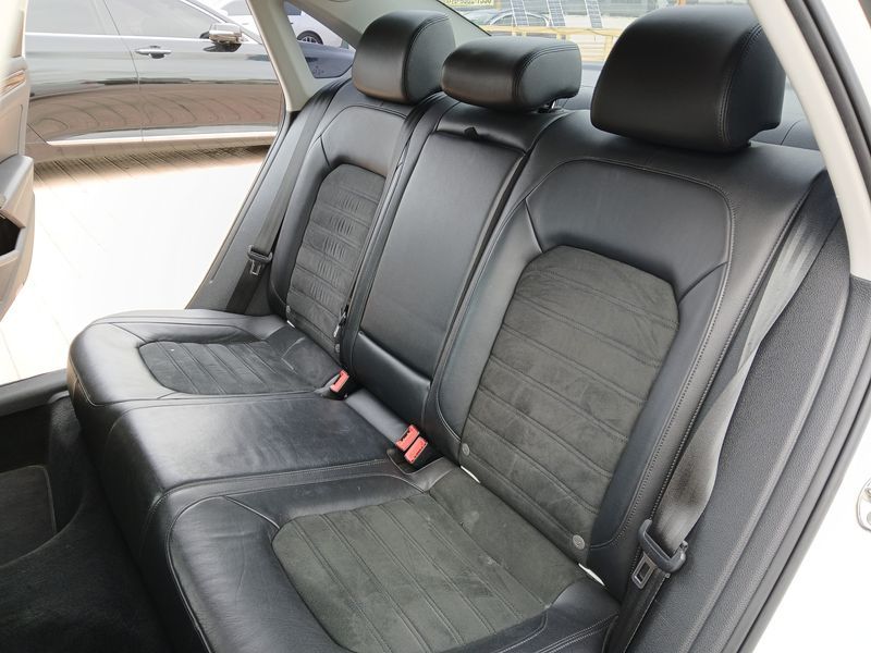 2013 Volkswagen Passat 2.0 TDI B7 photo 11
