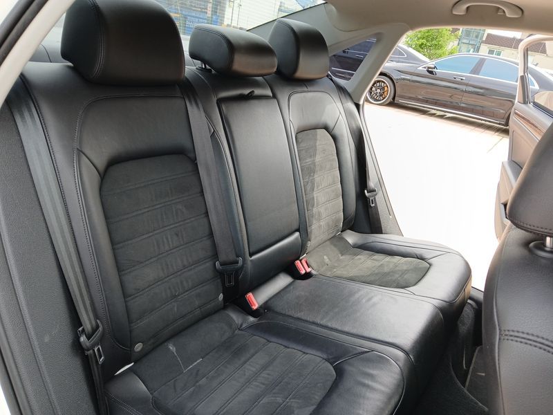 2013 Volkswagen Passat 2.0 TDI B7 photo 13