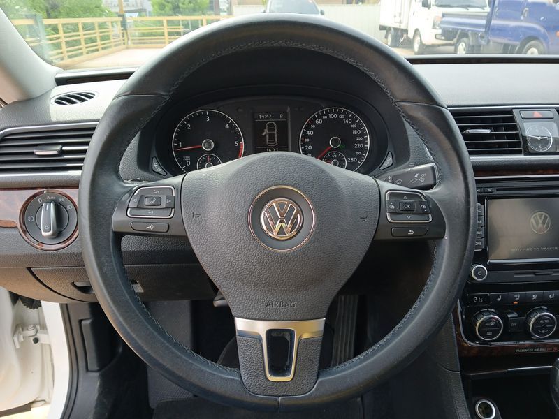 2013 Volkswagen Passat 2.0 TDI B7 photo 14