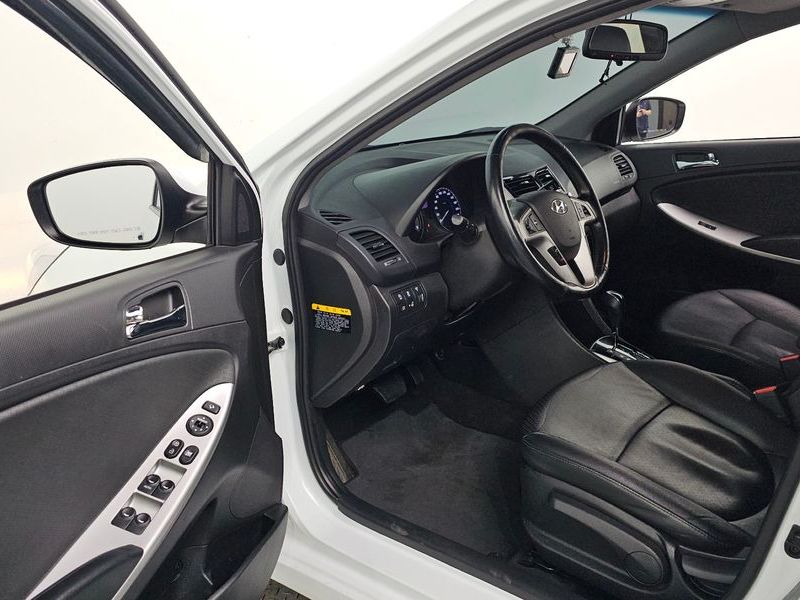 2014 Hyundai 엑센트 1.6 GDI Blue Saver photo 10