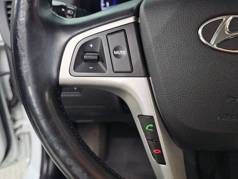 2014 Hyundai 엑센트 1.6 GDI Blue Saver photo 16