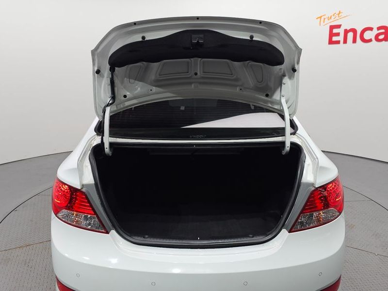 2014 Hyundai 엑센트 1.6 GDI Blue Saver photo 20