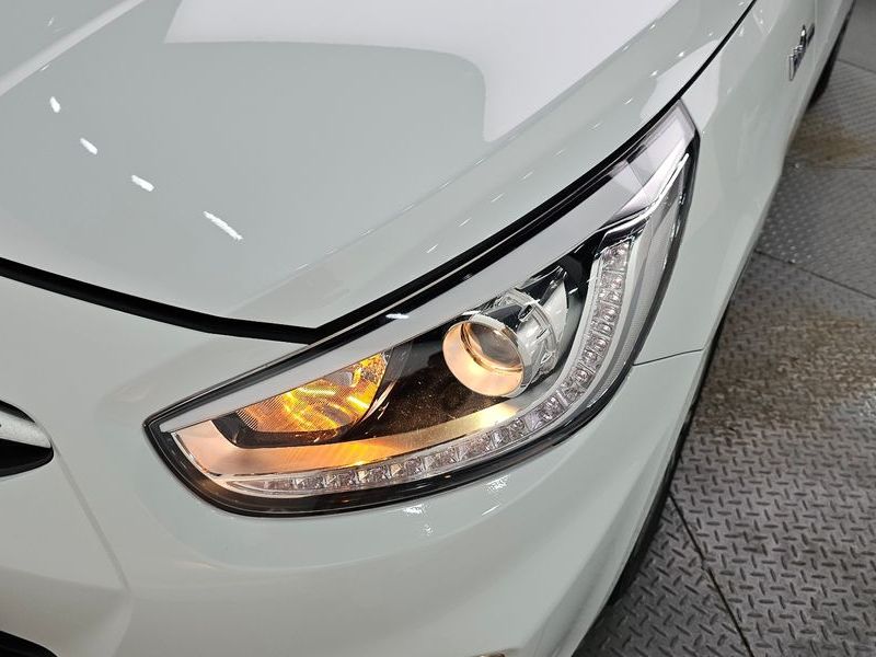 2014 Hyundai 엑센트 1.6 GDI Blue Saver photo 22