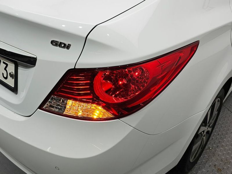 2014 Hyundai 엑센트 1.6 GDI Blue Saver photo 23