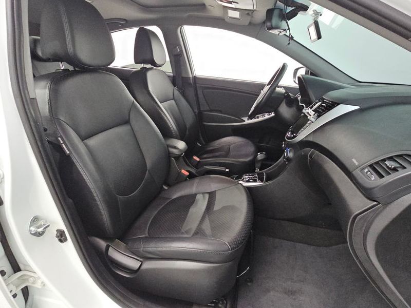 2014 Hyundai 엑센트 1.6 GDI Blue Saver photo 26