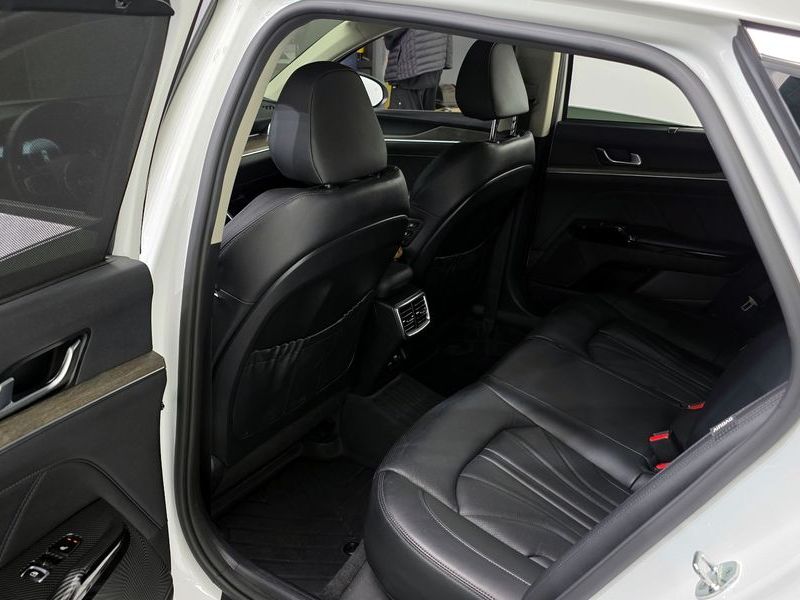 2022 Kia K5 2.0 LPI Signature photo 11