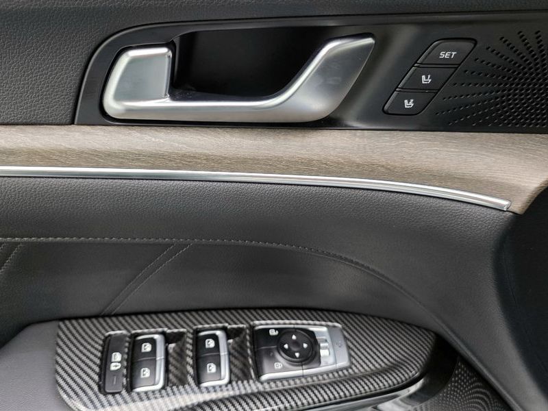2022 Kia K5 2.0 LPI Signature photo 14