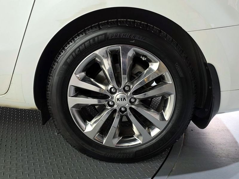 2016 Kia Carnival 7-seater Limousine President photo 21