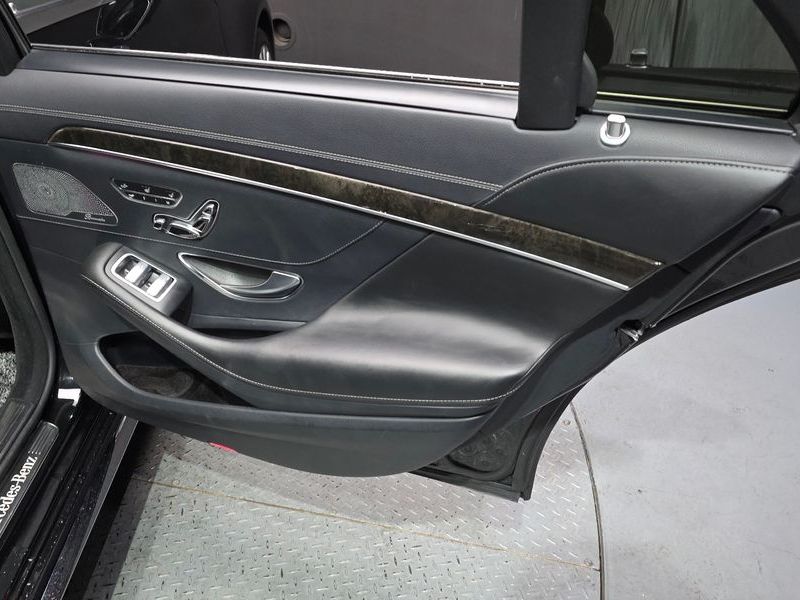 2015 Mercedes-Benz S-Class S500L 4MATIC photo 25