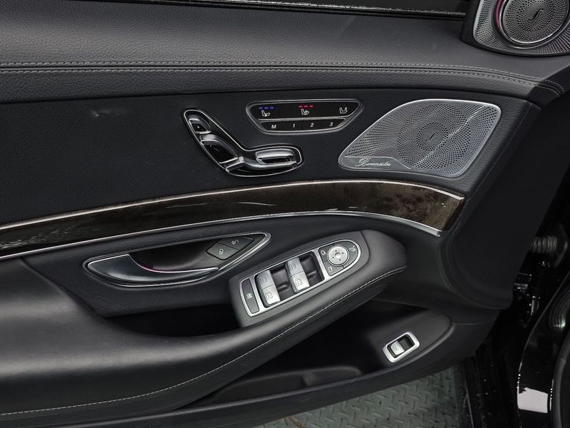 2015 Mercedes-Benz S-Class S500L 4MATIC photo 30