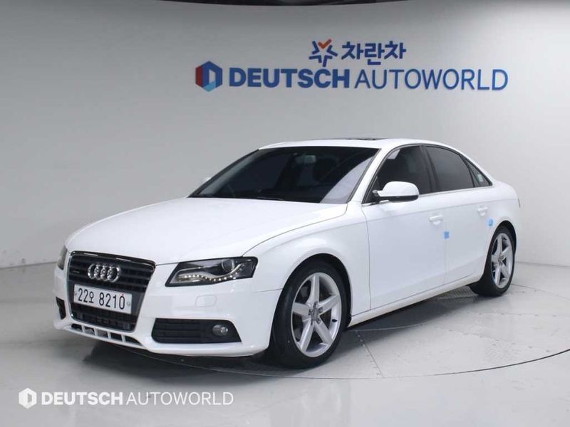 2012 Audi A4 2.0 TFSI Quattro Dynamic B8 photo 1