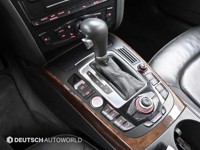 2012 Audi A4 2.0 TFSI Quattro Dynamic B8 photo 9