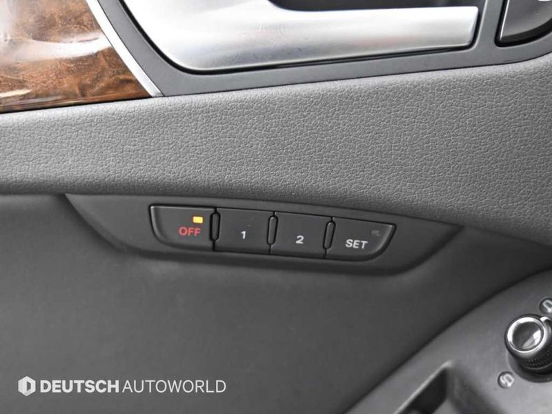 2012 Audi A4 2.0 TFSI Quattro Dynamic B8 photo 16