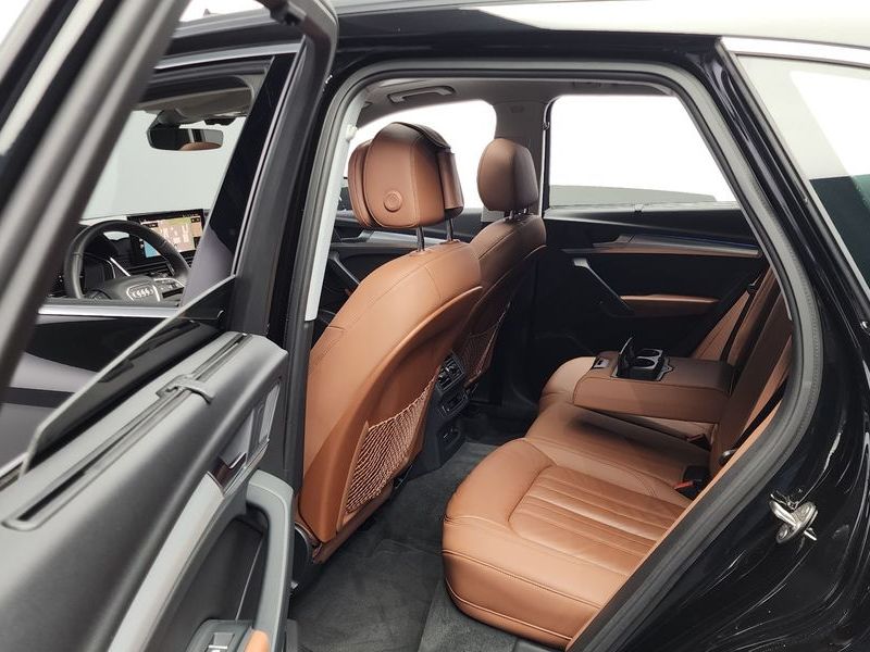 2023 Audi Q5 45 TFSI Quattro photo 12