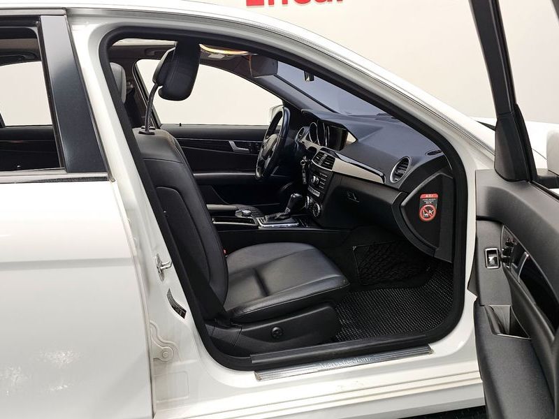 2014 Mercedes-Benz C-Class C220 CDI photo 11