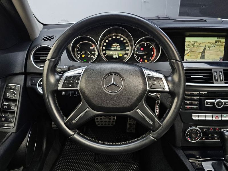 2014 Mercedes-Benz C-Class C220 CDI photo 13