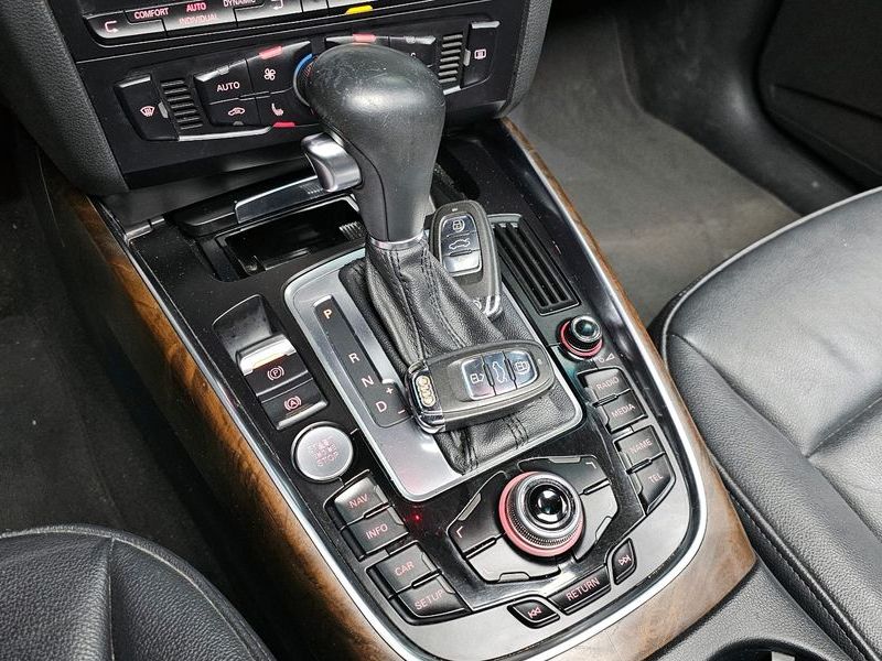 2012 Audi Q5 2.0 TDI Quattro Dynamic 8R photo 9