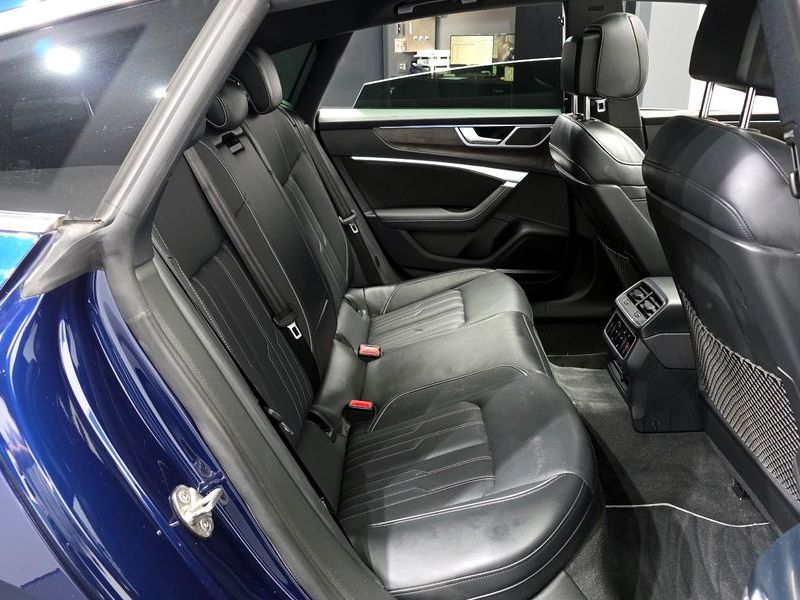 2021 Audi A7 55 TFSI Quattro Premium photo 12