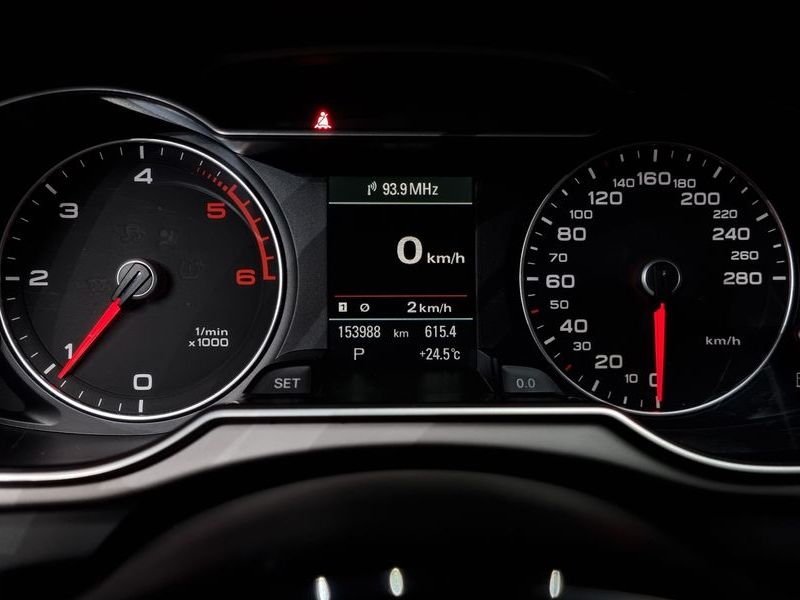 2013 Audi A4 2.0 TDI Quattro Prestige B8 photo 8