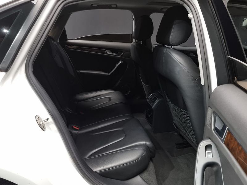 2013 Audi A4 2.0 TDI Quattro Prestige B8 photo 12