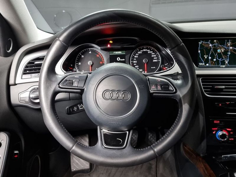 2013 Audi A4 2.0 TDI Quattro Prestige B8 photo 13