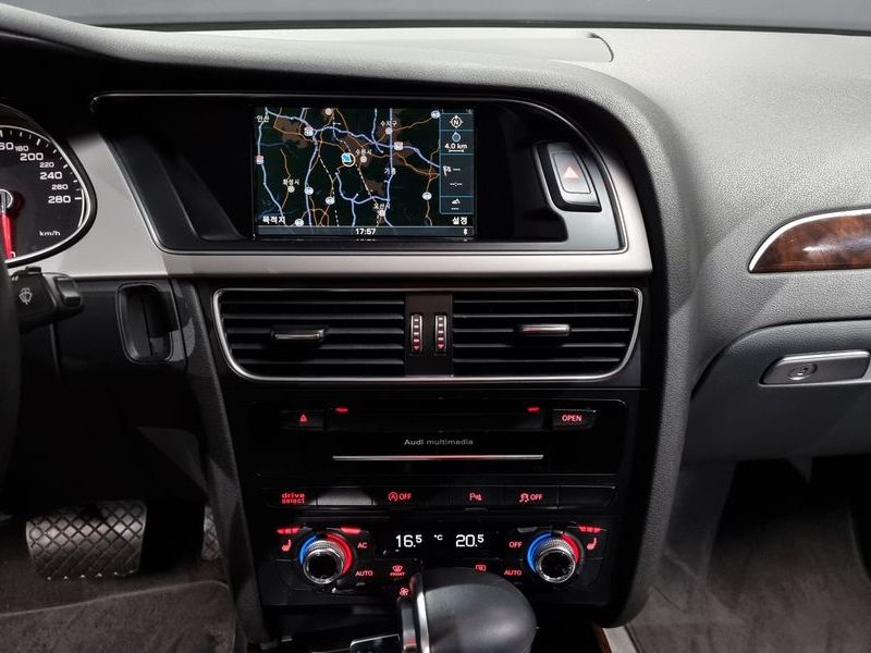 2013 Audi A4 2.0 TDI Quattro Prestige B8 photo 14