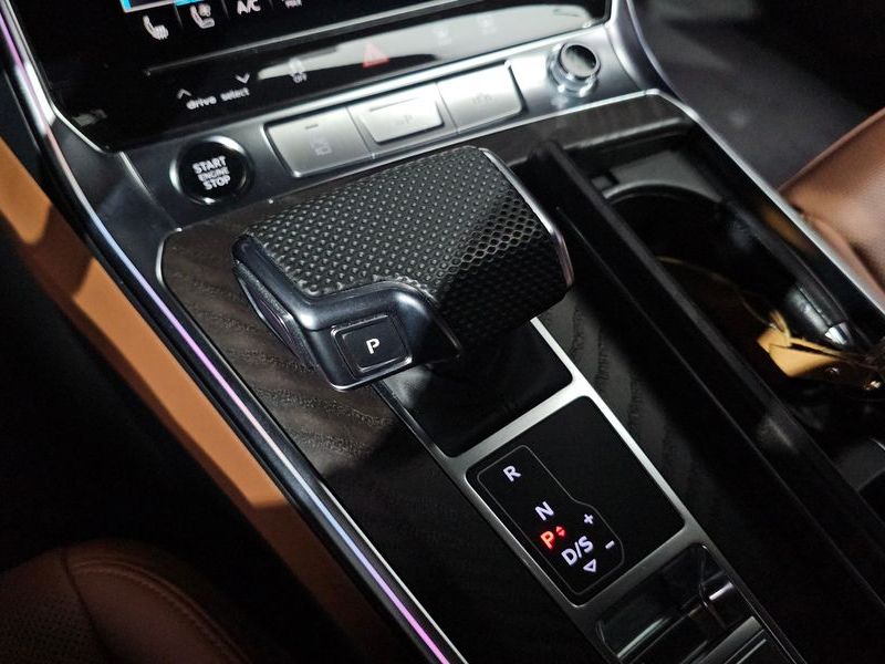2023 Audi A6 45 TFSI Premium photo 9