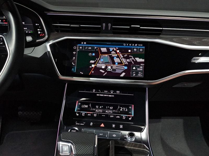 2023 Audi A6 45 TFSI Premium photo 13