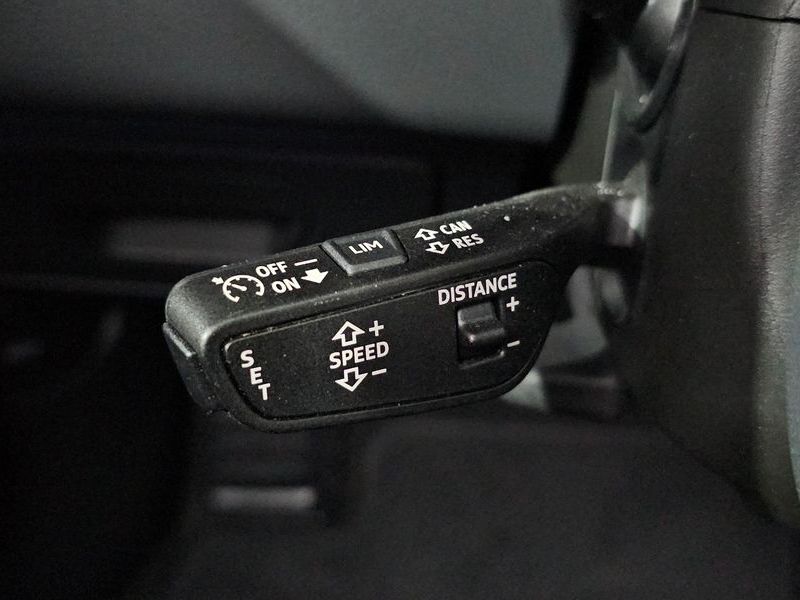 2023 Audi A6 45 TFSI Premium photo 17