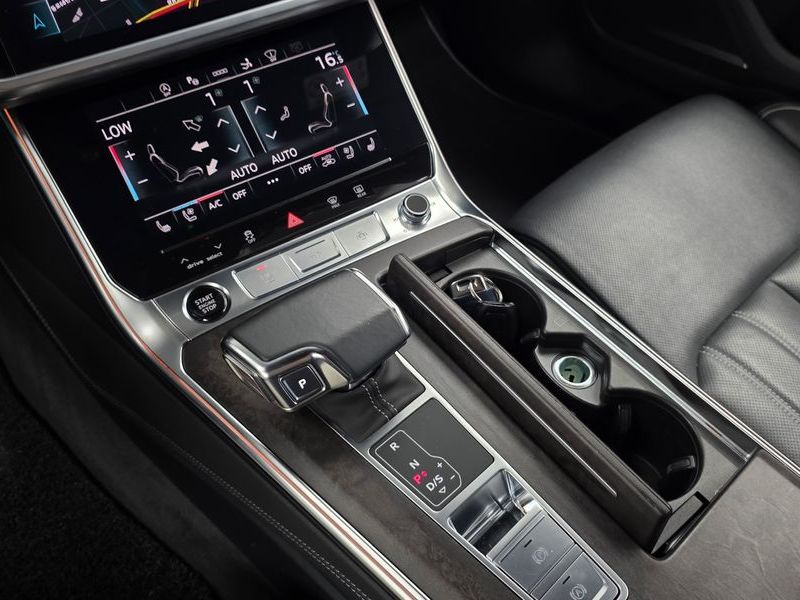 2021 Audi A7 55 TFSI Quattro Premium photo 9