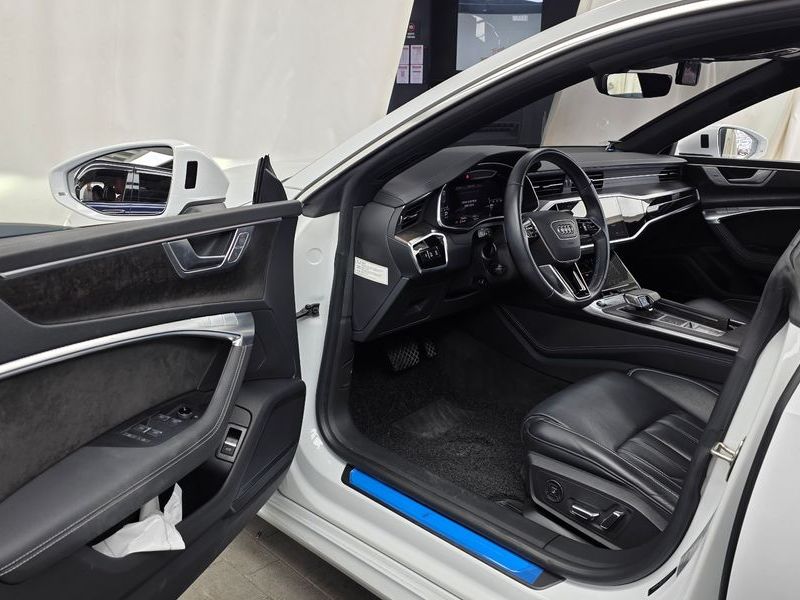 2021 Audi A7 55 TFSI Quattro Premium photo 10