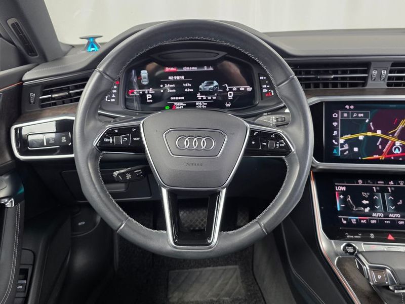 2021 Audi A7 55 TFSI Quattro Premium photo 13