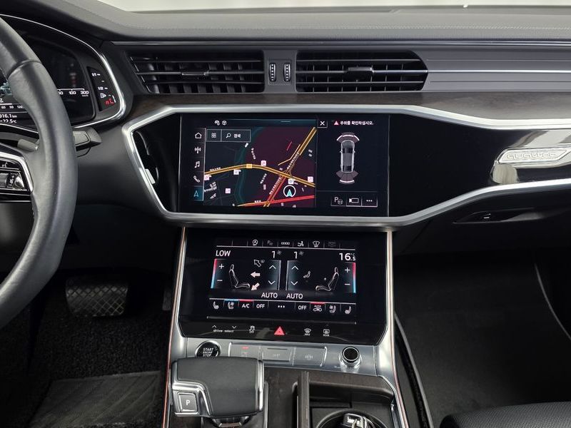 2021 Audi A7 55 TFSI Quattro Premium photo 14