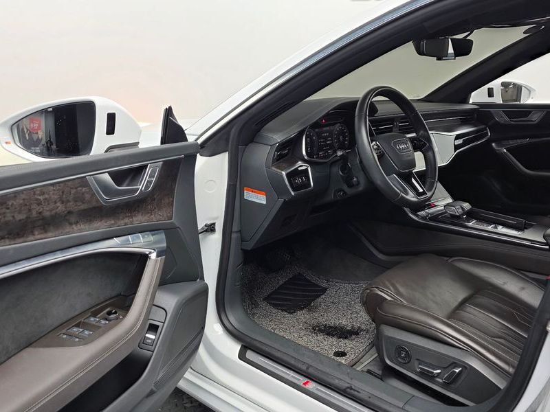 2020 Audi A7 55 TFSI Quattro Premium photo 11