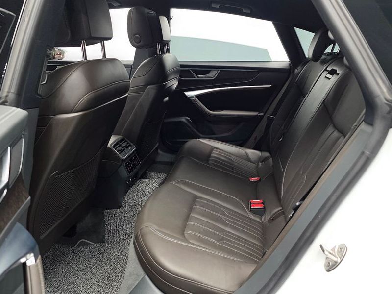 2020 Audi A7 55 TFSI Quattro Premium photo 12
