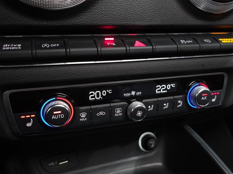 2018 Audi 뉴 A3 40 TFSI 8V photo 17