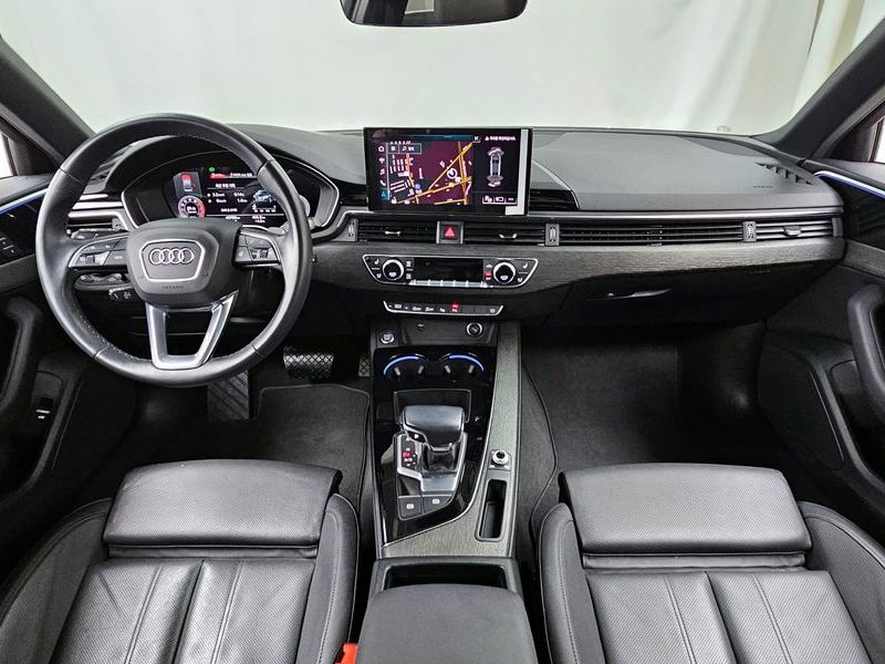 2023 Audi A4 40 TFSI Premium photo 7