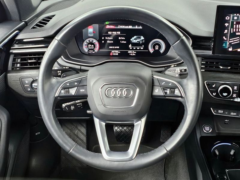 2023 Audi A4 40 TFSI Premium photo 13