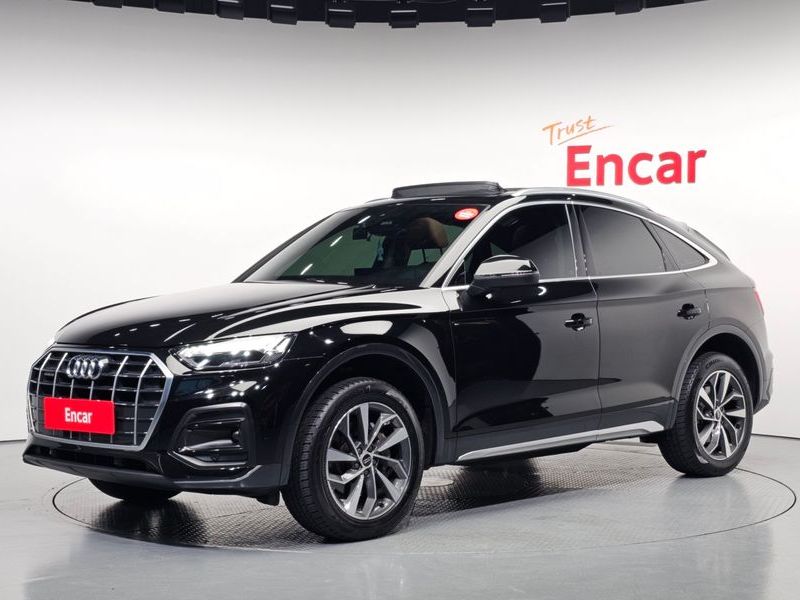 2022 Audi Q5 40 TDI Quattro Sportback photo 1