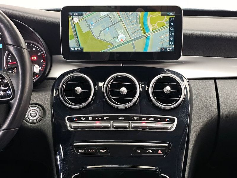 2020 Mercedes-Benz C-Class C200 photo 20