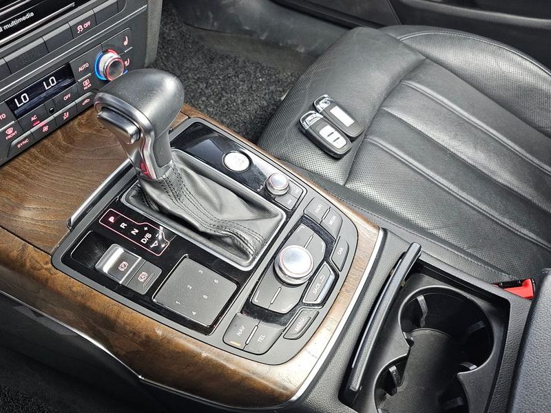 2012 Audi A6 3.0 TFSI Quattro Dynamic C7 photo 9