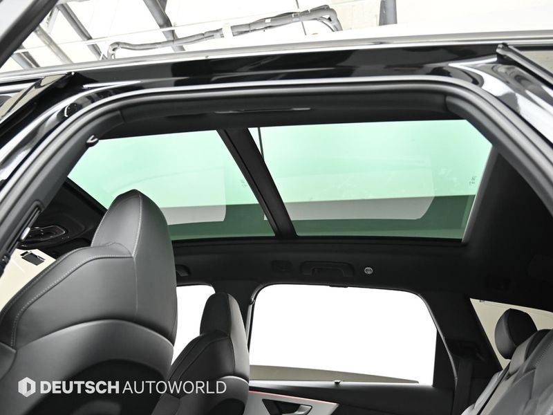 2026 Audi Q7 55 TFSI Quattro Premium photo 18