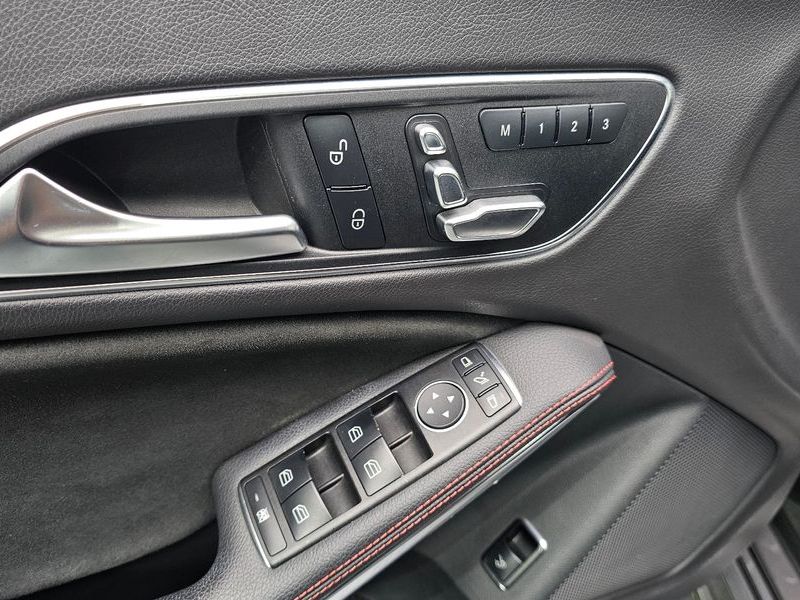 2018 Mercedes-Benz A-Class CLA220 AMG Line photo 20