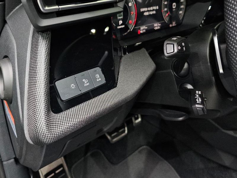 2026 Audi A3 40 TFSI Premium photo 18