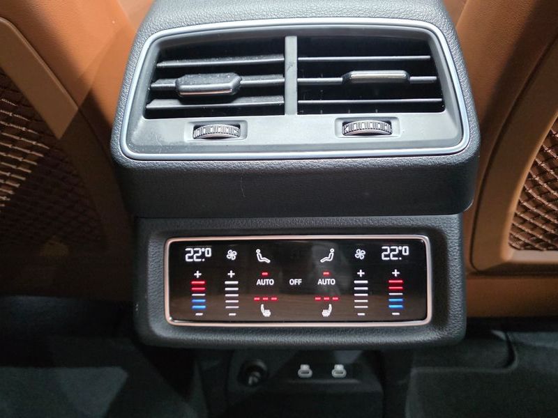 2022 Audi e-트론 55 Quattro Sportback photo 18