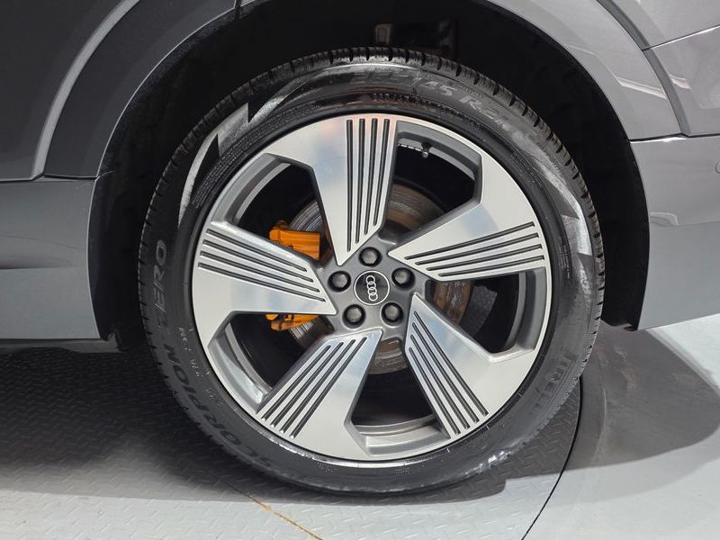2022 Audi e-트론 55 Quattro Sportback photo 21