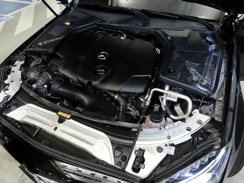 2016 Mercedes-Benz C-Class C220 d 4MATIC photo 19
