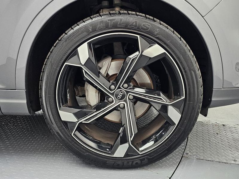 2019 Audi Q7 45 TFSI Quattro photo 21