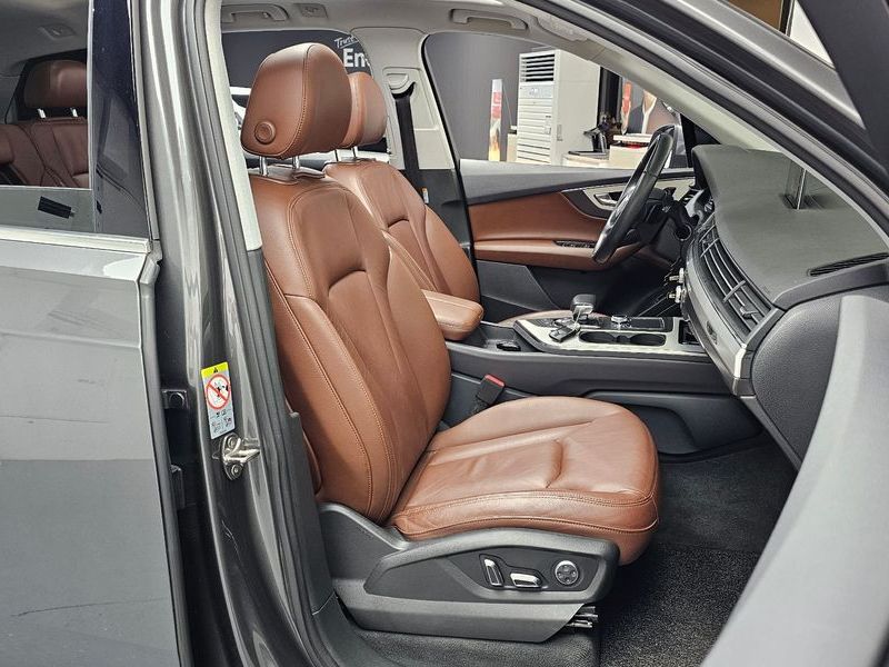 2019 Audi Q7 45 TFSI Quattro photo 26