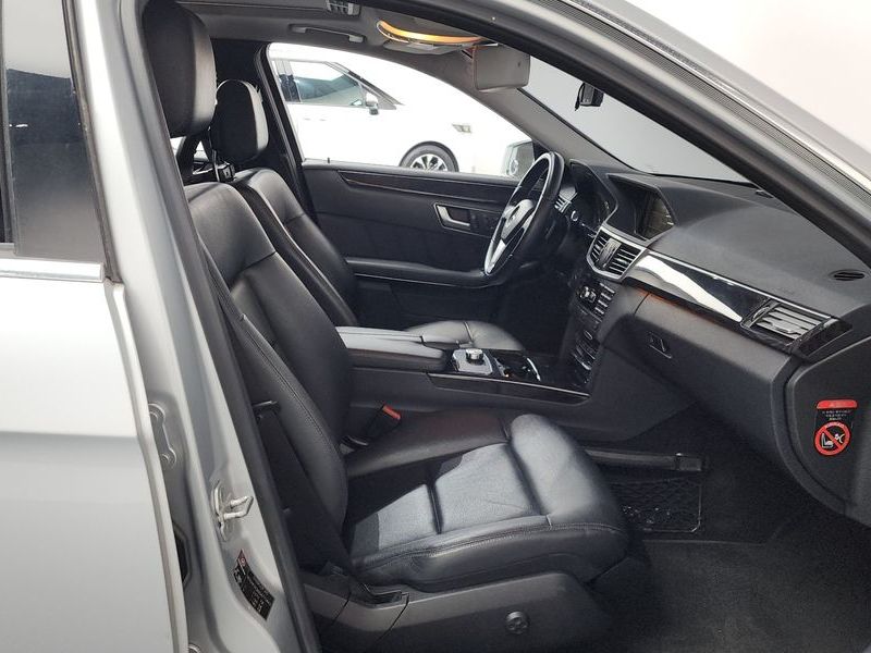 2013 Mercedes-Benz E-Class E220 CDI Avantgarde photo 11